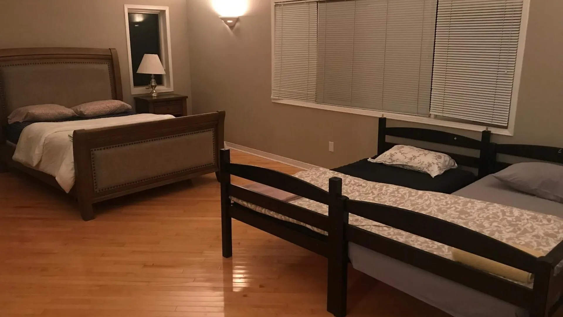 Cheap Taylor Swift Deal At 89- Hurry! Mississauga Canada